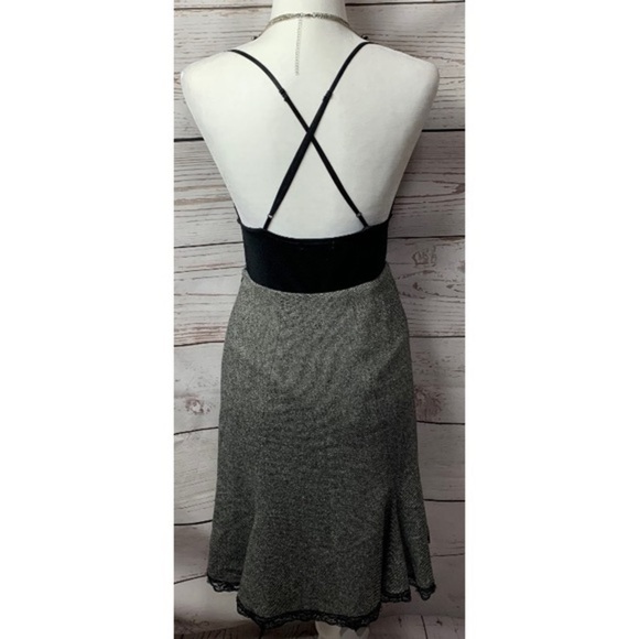 Harold’s Wool Lace Hem Detail Knee Length Skirt - Picture 6 of 7